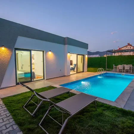 Villa Tomatoo1 펜션 페티예